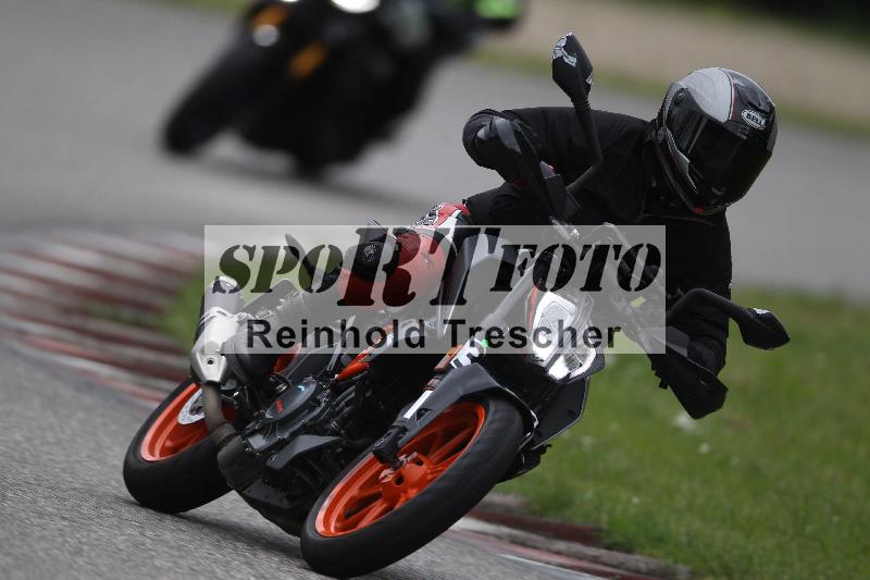 Archiv-2025/10 23.04.2025 Cornu Master School ADR/gruen-vert/36-1